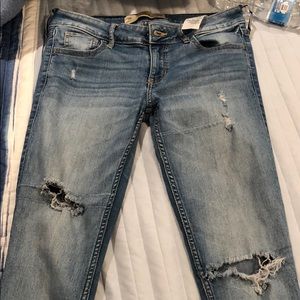 Hollister Low-Rise Super Skinny
